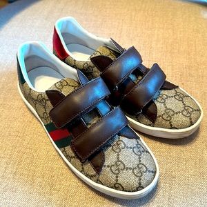 Kids Gucci sneakers size 33